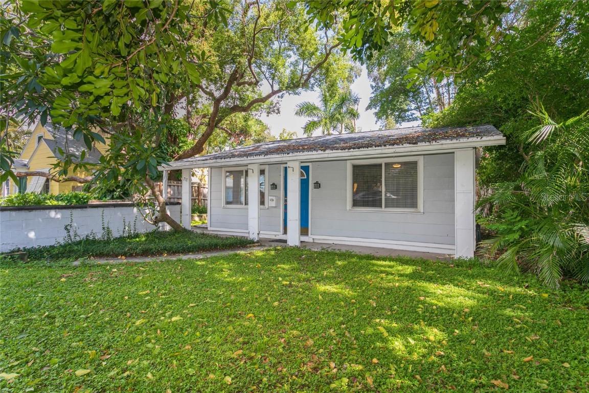 711 12th Ave., St Petersburg, FL 33701