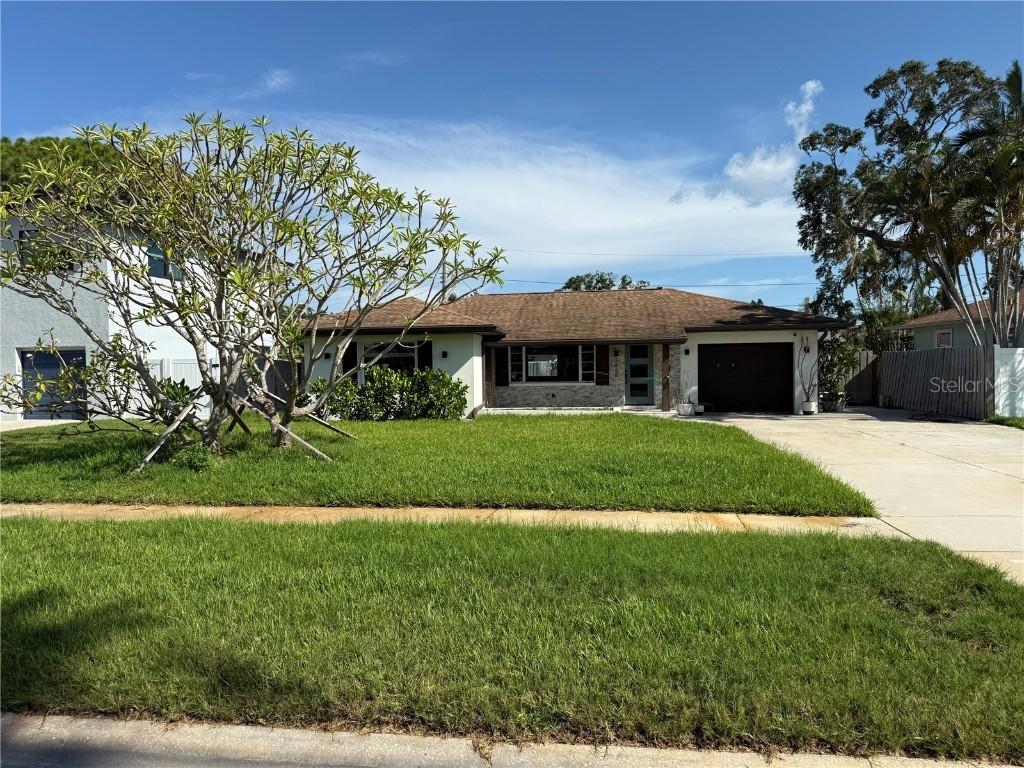 1826 Oregon Ave., St Petersburg, FL 33703