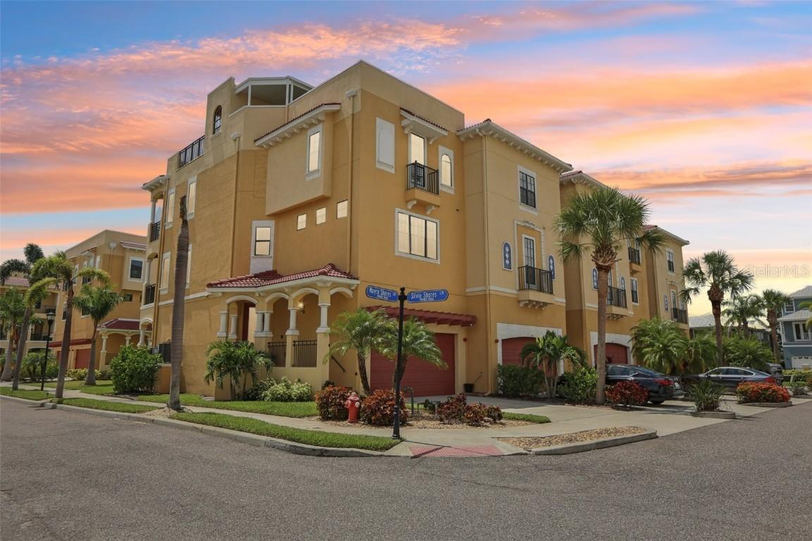 6413 Mayra Shores Ln., Apollo Beach, FL 33572