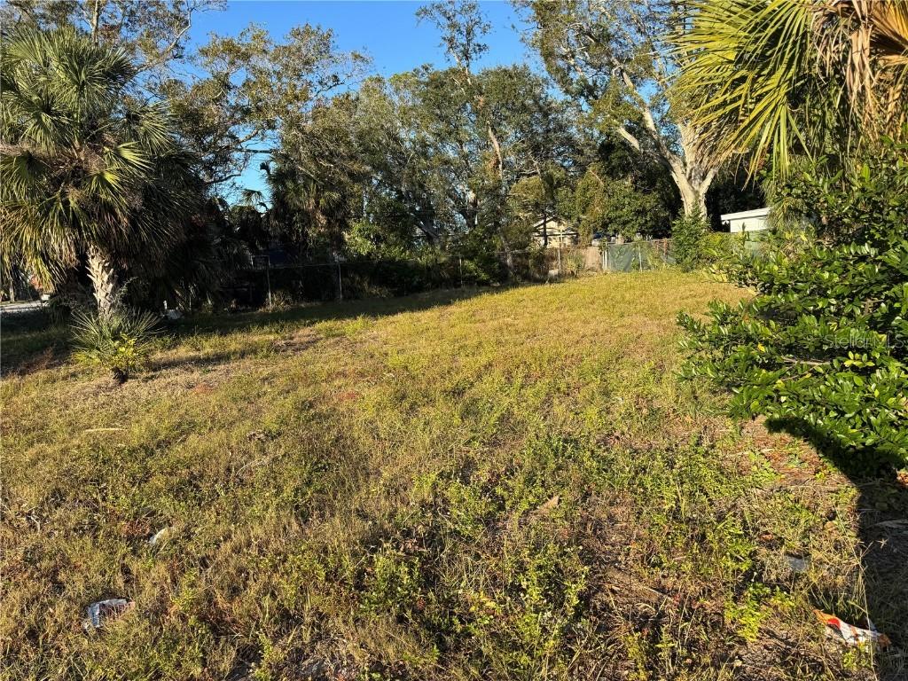 2548 11th Ave., St Petersburg, FL 33712