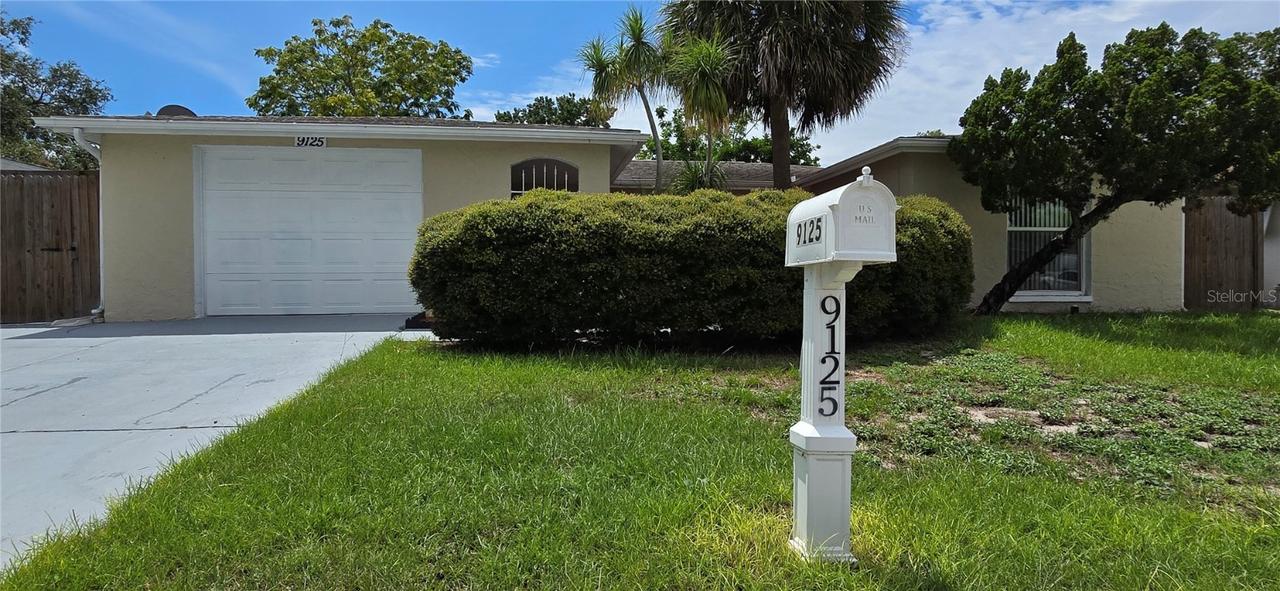 9125 Lunar Ln., Port Richey, FL 34668
