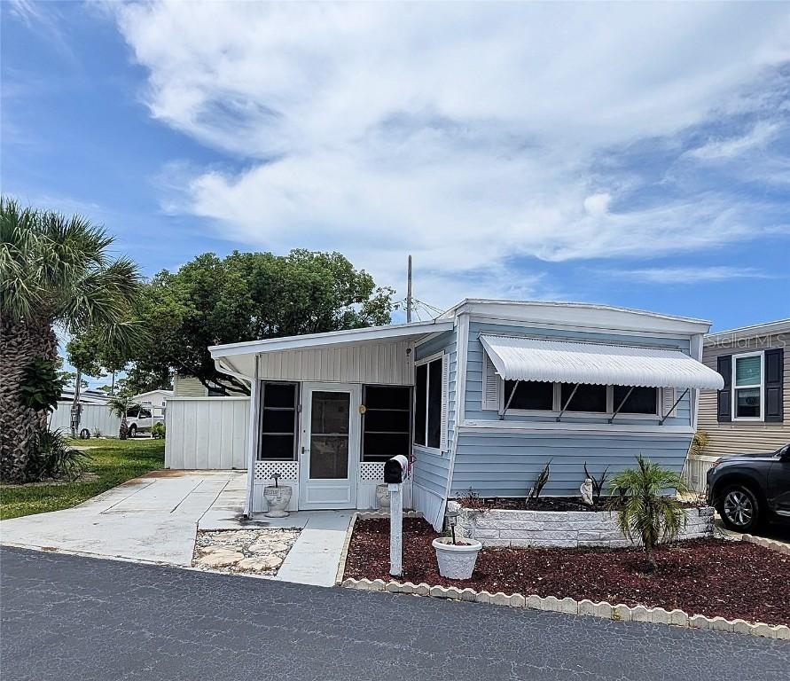 7801 34th Ave. #11, St Petersburg, FL 33710