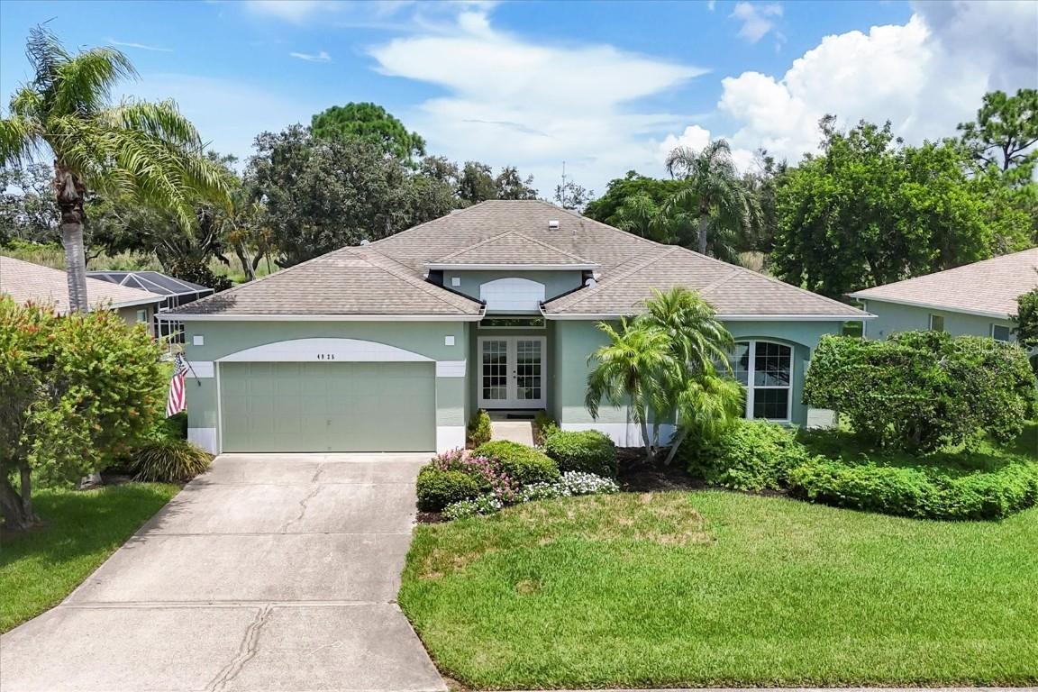 4925 Thames Ln., Sarasota, FL 34238