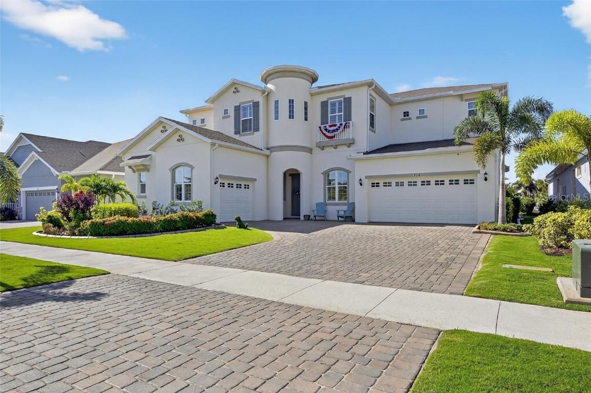 998 Signet Dr., Apollo Beach, FL 33572