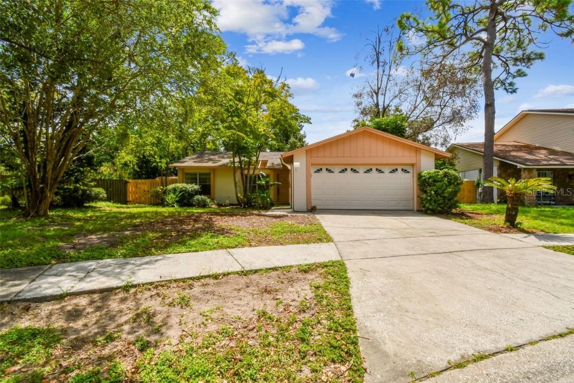 14615 Daybreak Dr., Lutz, FL 33559