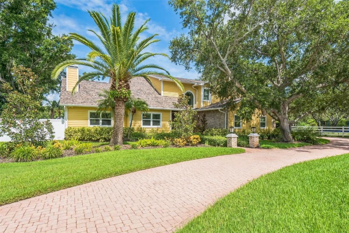 7272 125th St., Seminole, FL 33772