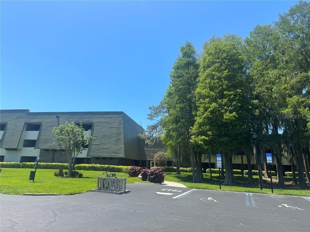 36750 Us Highway 19 #4-304, Palm Harbor, FL 34684