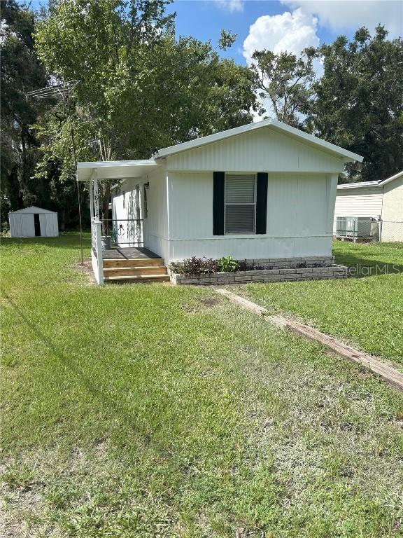38714 Calvin Ave., Zephyrhills, FL 33542