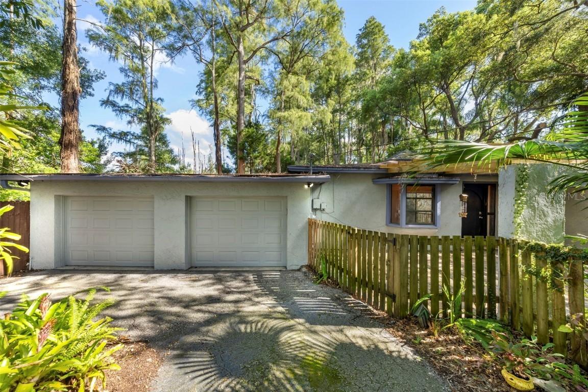 5803 Myrtle Ln., Tampa, FL 33625