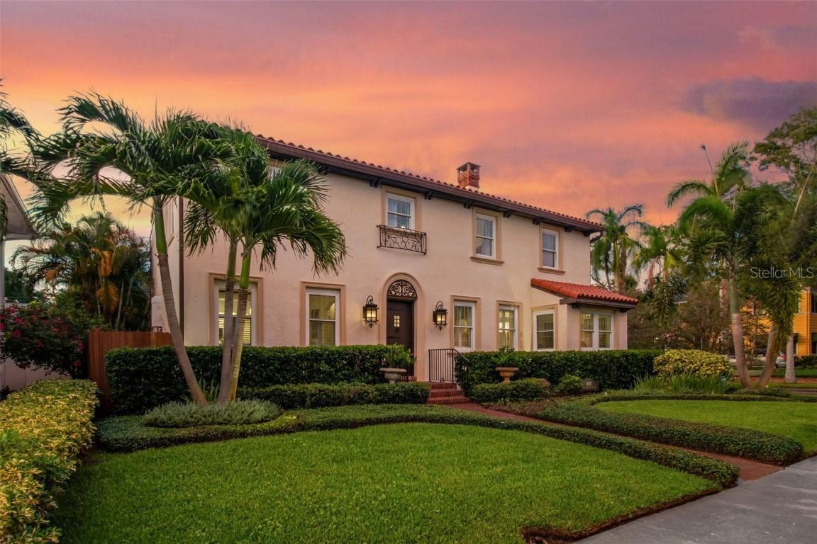 455 18th Ave., St Petersburg, FL 33704
