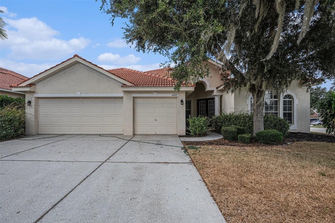 11523 Oyster Bay Cir., New Port Richey, FL 34654