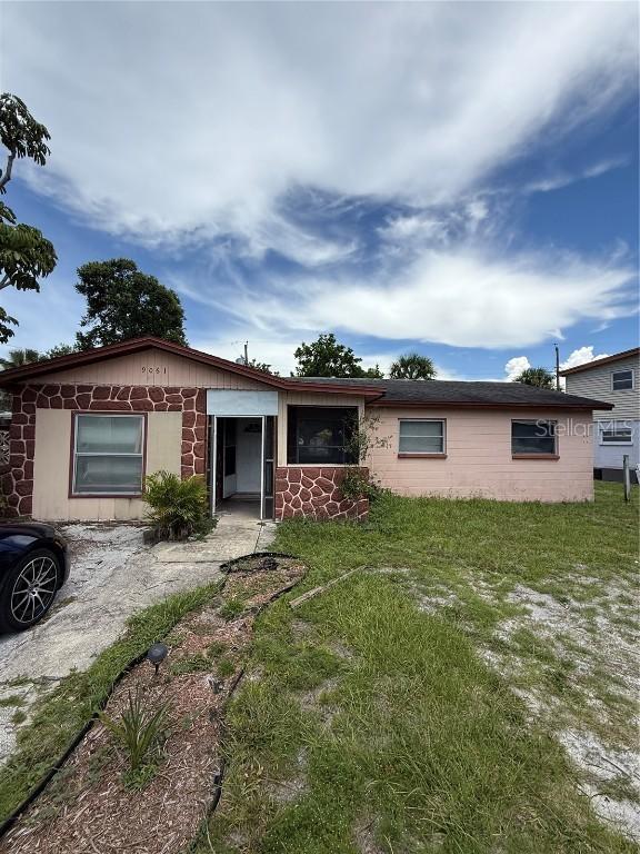 9061 Sunrise Dr., Largo, FL 33773