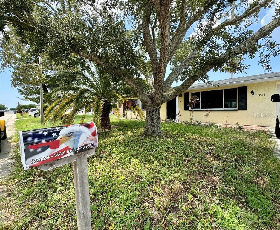 3525 Eisenhower Dr., Holiday, FL 34691