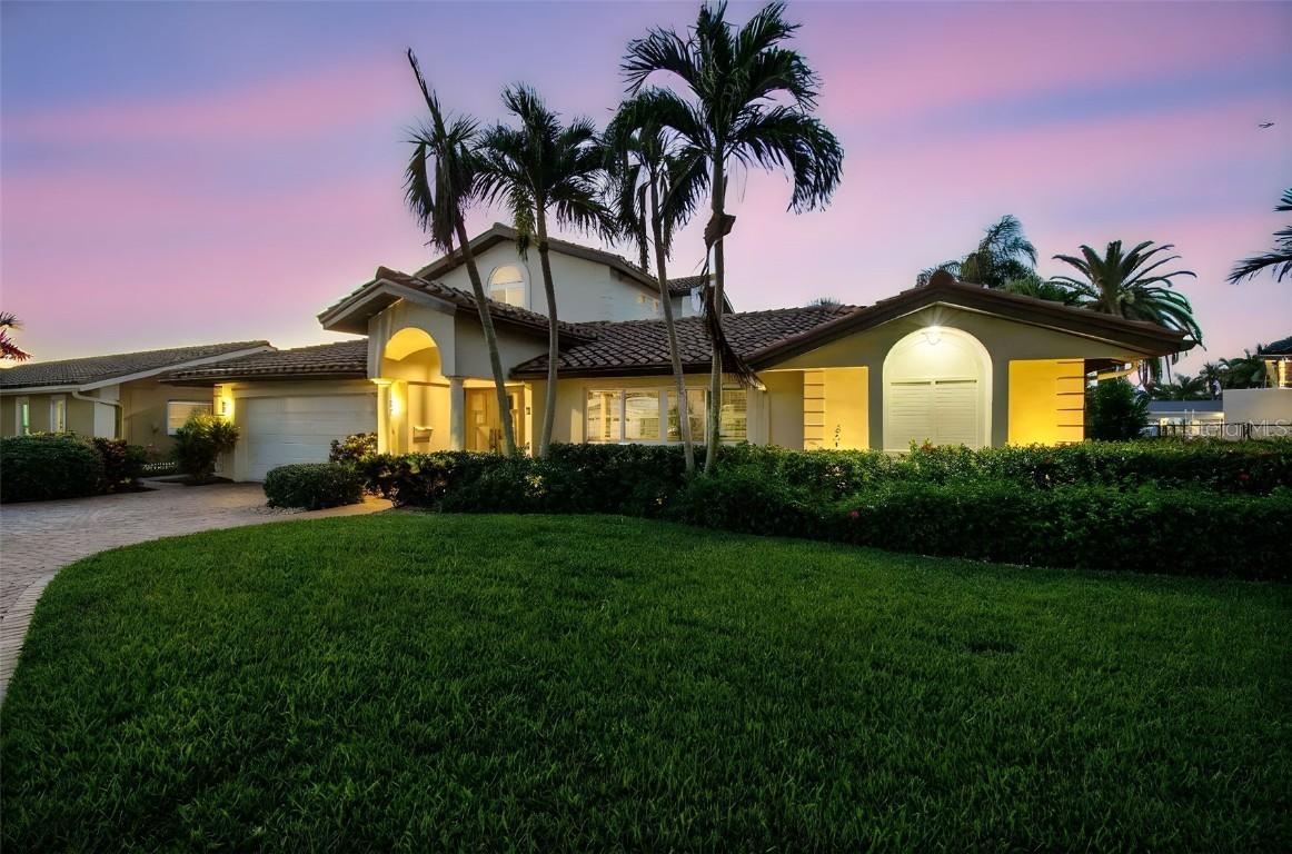 2085 Massachusetts Ave., St Petersburg, FL 33703