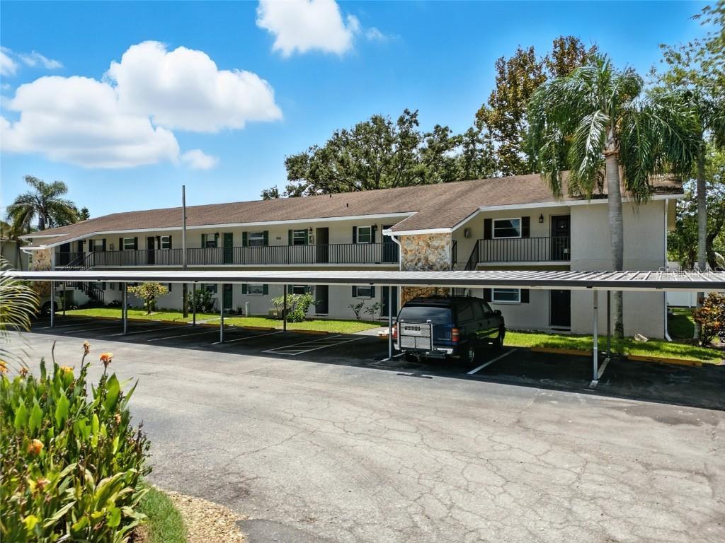 9821 113th St. #102, Seminole, FL 33772