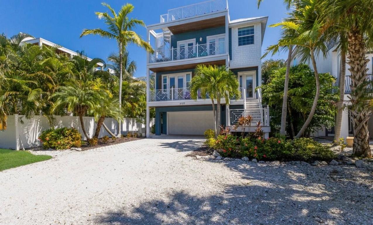 4105 4th Ave., Holmes Beach, FL 34217