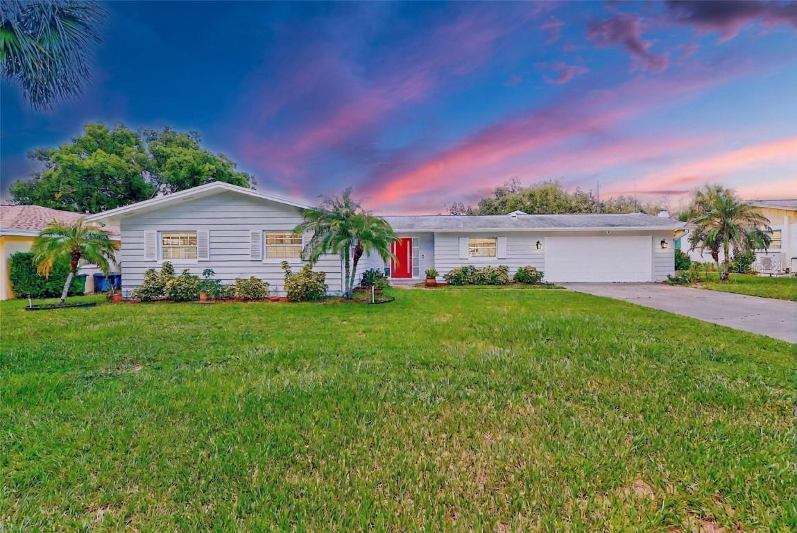 1847 Oak Lake Dr., Clearwater, FL 33764