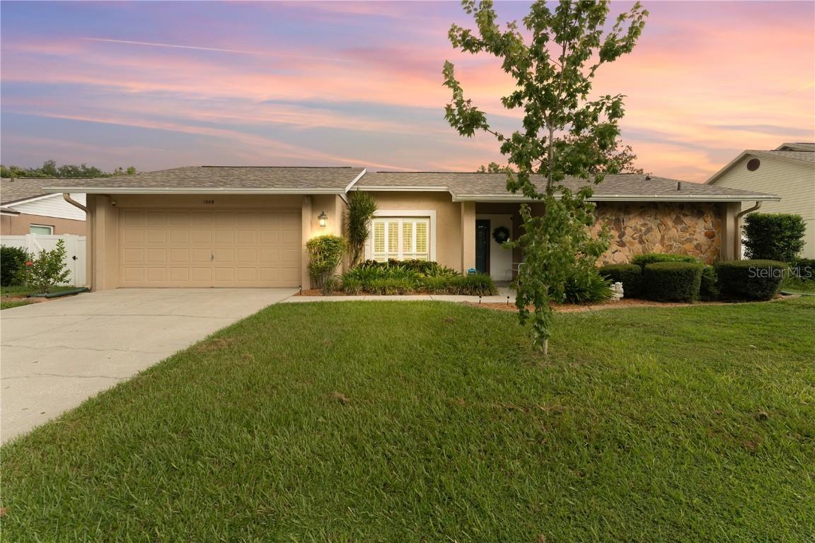 1206 Carrie Wood Dr., Valrico, FL 33596