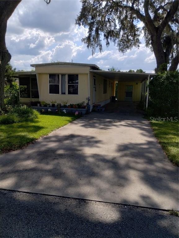 4609 Autumn Palm Dr., Zephyrhills, FL 33542