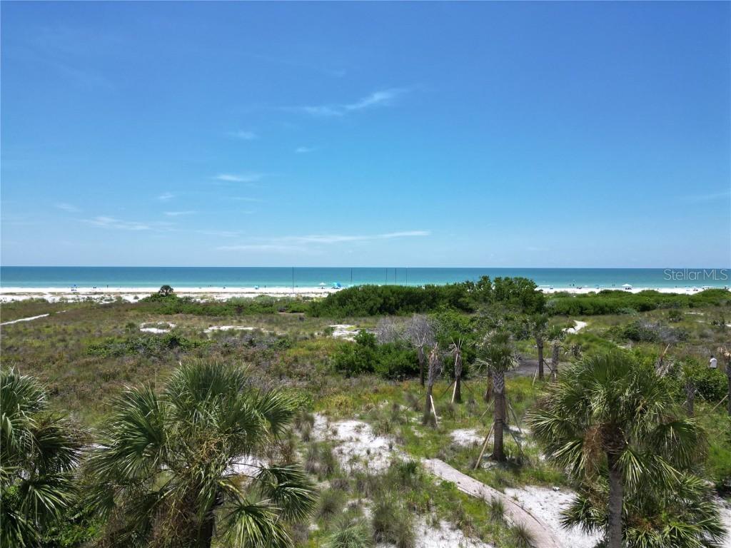 460 Beach Rd. #B2, Sarasota, FL 34242