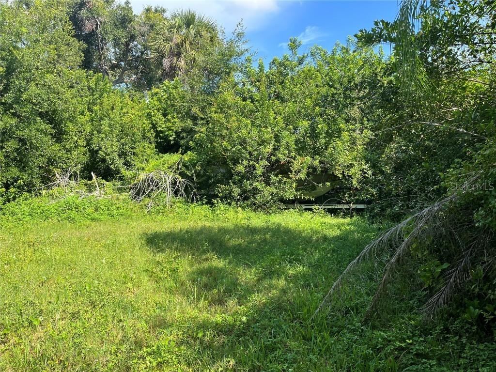 1002 Pinebrook Dr., Clearwater, FL 33755