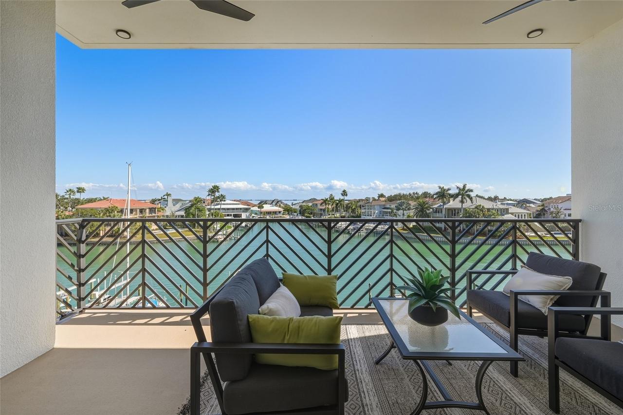 455 Pinellas Bayway South #3B, Tierra Verde, FL 33715