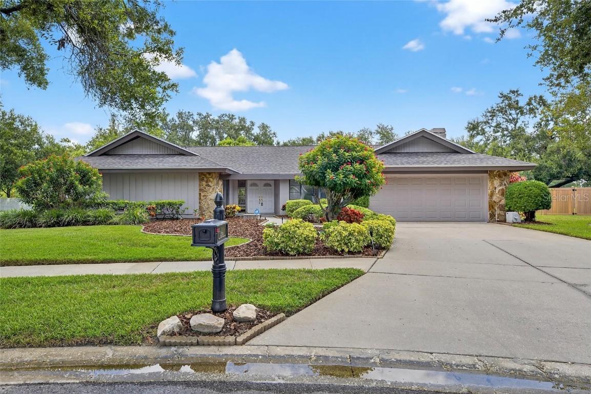 4650 Westford Cir., Tampa, FL 33618