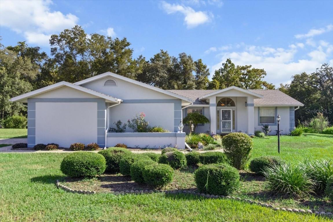 555 W Country Club Blvd. #71, Dunnellon, FL 34434