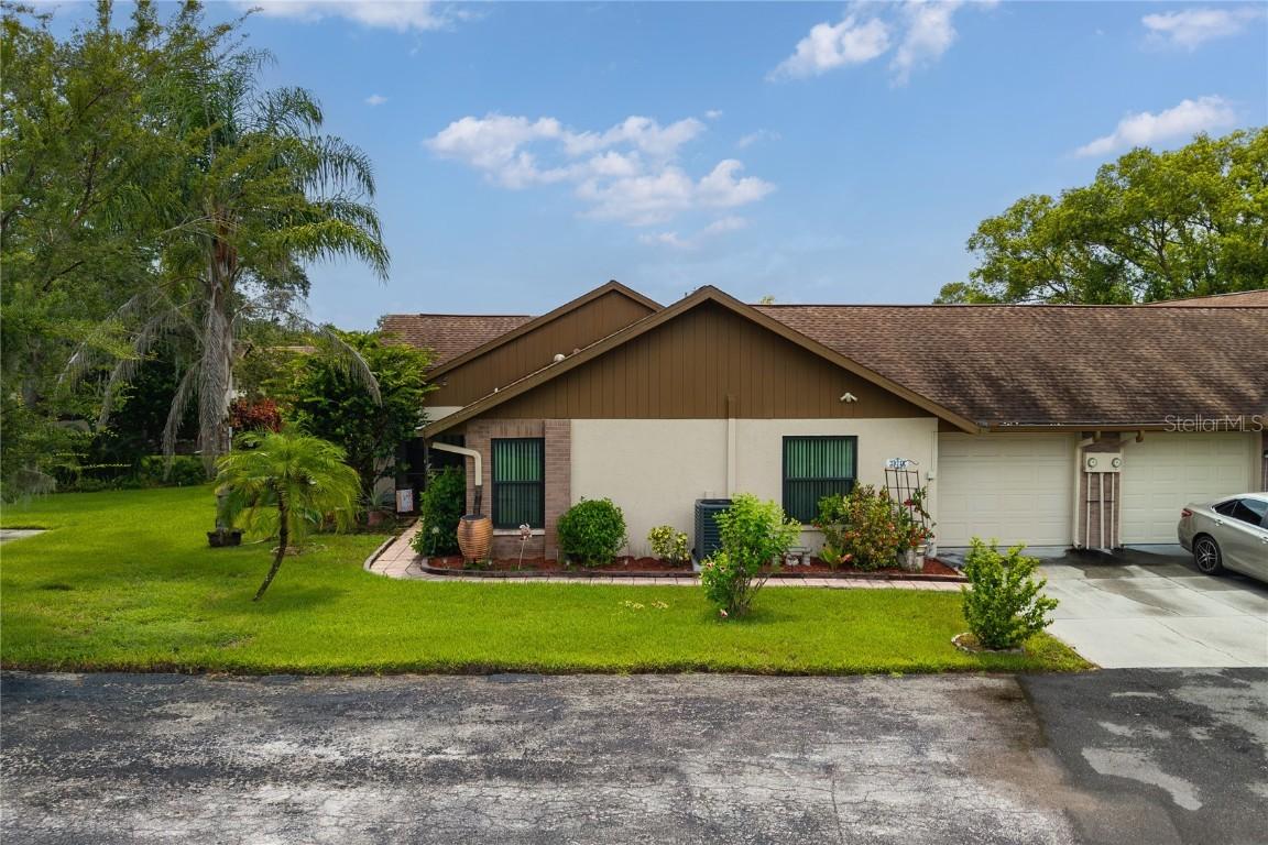 10718 Fiddlesticks Ct., New Port Richey, FL 34654