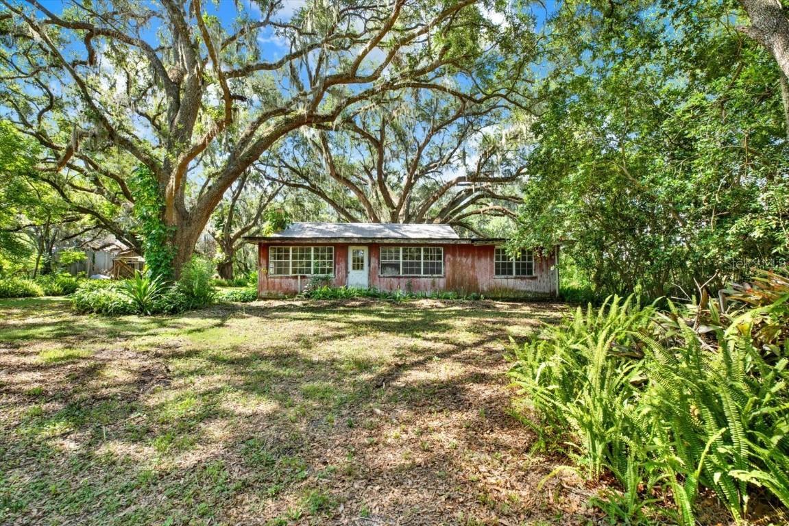 30640 Saint Joe Rd., Dade City, FL 33525