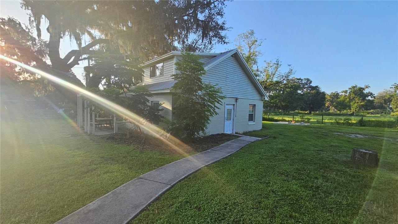 13603 E 92 Hwy., Dover, FL 33527