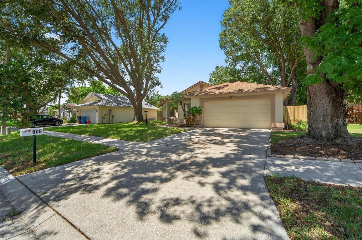 608 Chilt Dr., Brandon, FL 33510