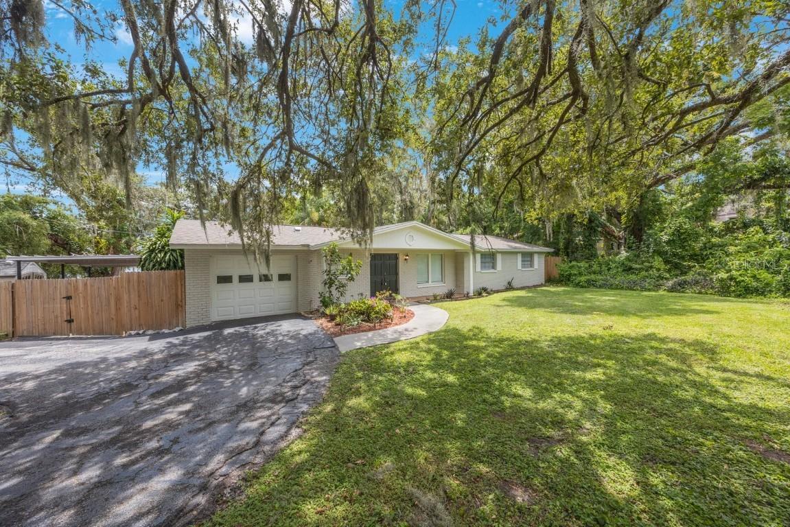 2915 E Waters Ave., Tampa, FL 33604