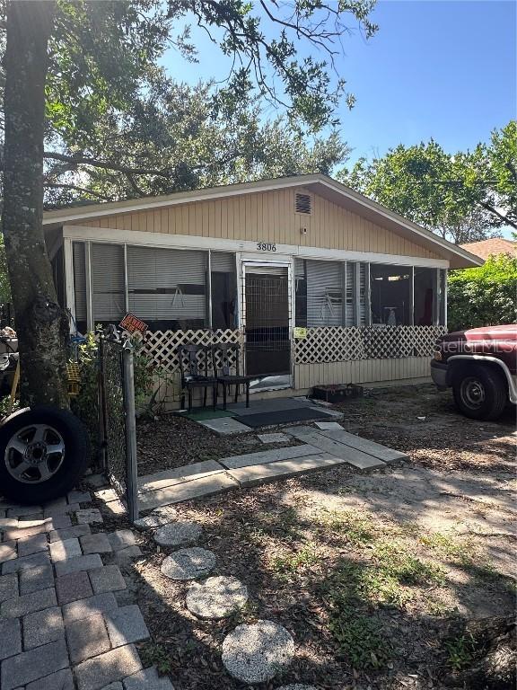 3806 N 52nd St., Tampa, FL 33619