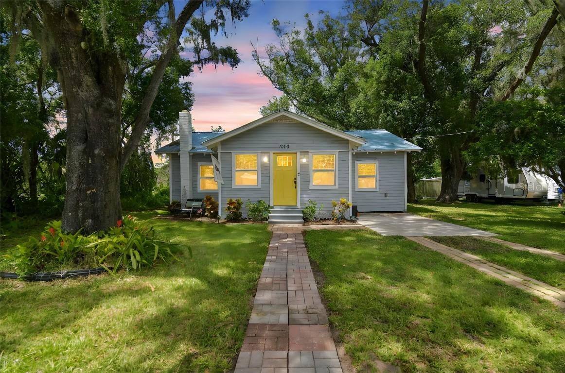 1010 E Cherry St., Plant City, FL 33563