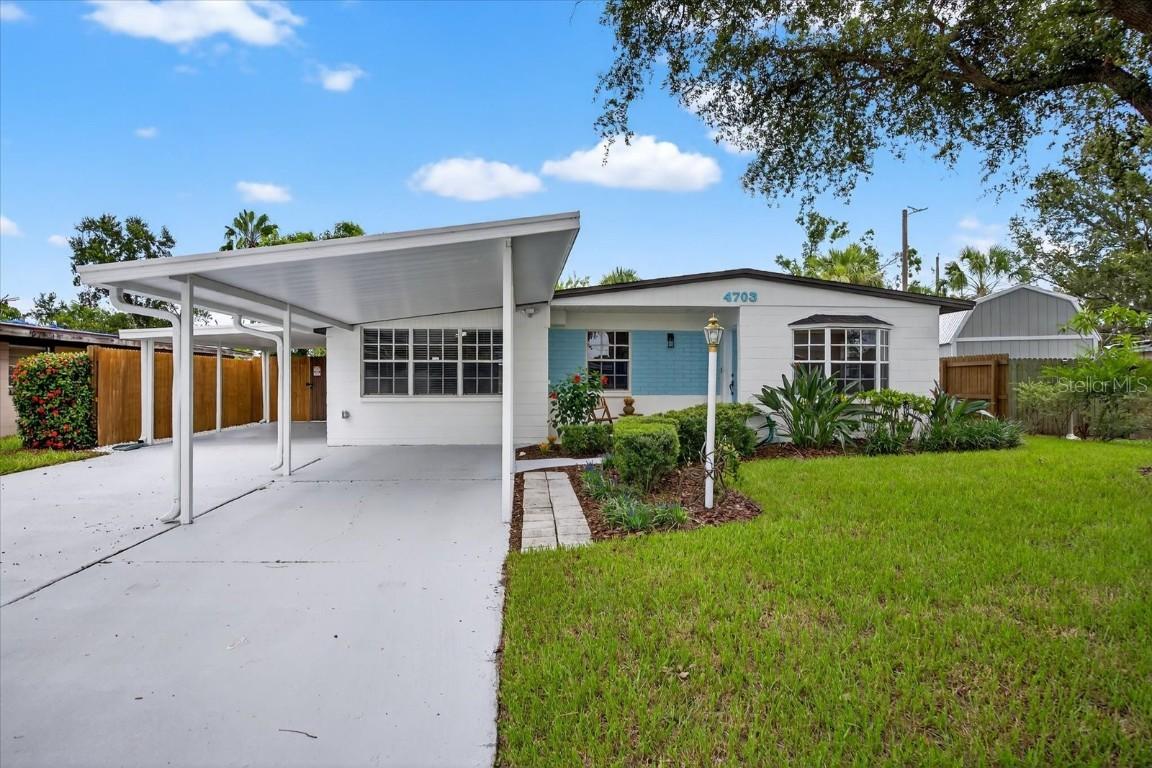 4703 Cresthill Dr., Tampa, FL 33615