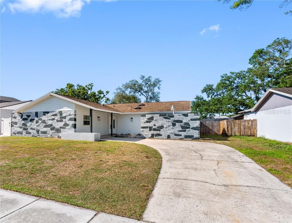7305 Woodkirk Ct., Tampa, FL 33634