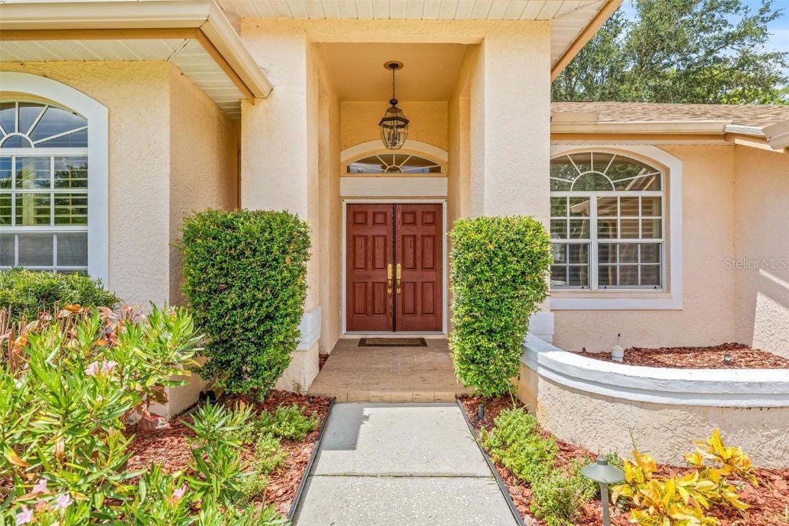 4866 Augusta Ave., Oldsmar, FL 34677