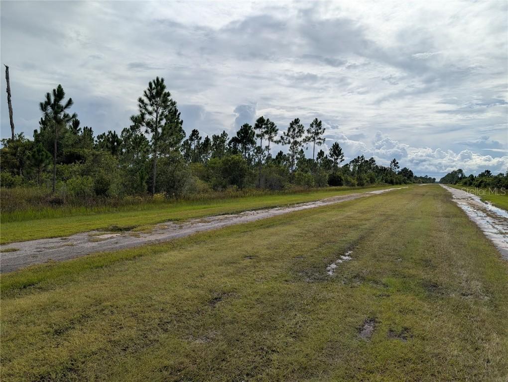 303 Japonica Ave., Indian Lake Estates, FL 33855
