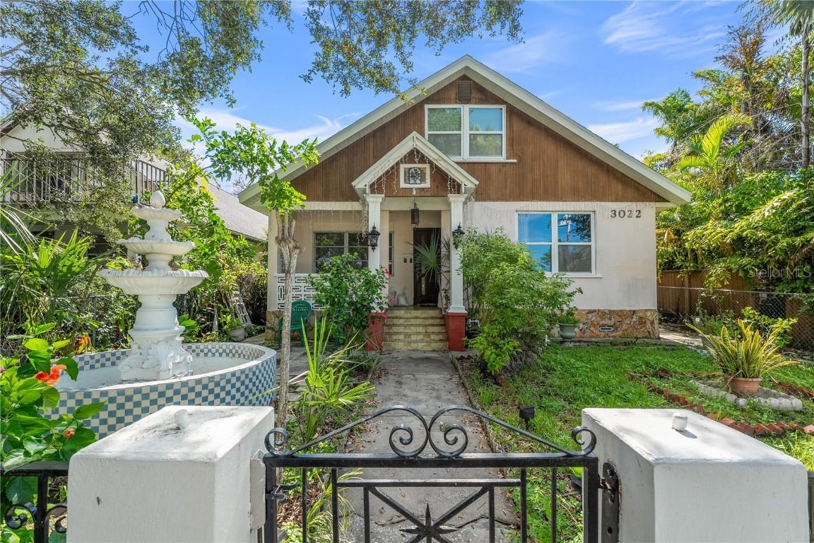 3022 Beach Blvd., Gulfport, FL 33707