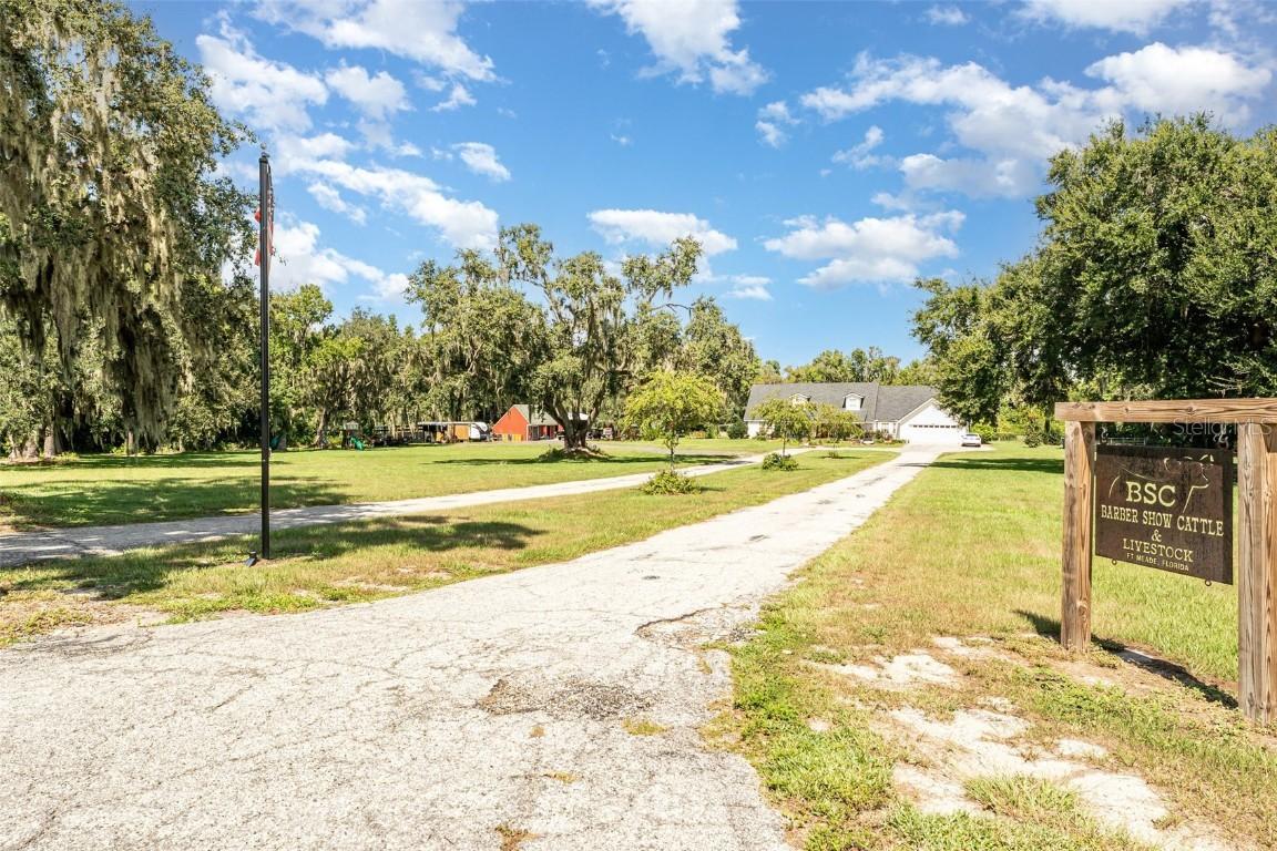 204 S Orange Ave., Fort Meade, FL 33841