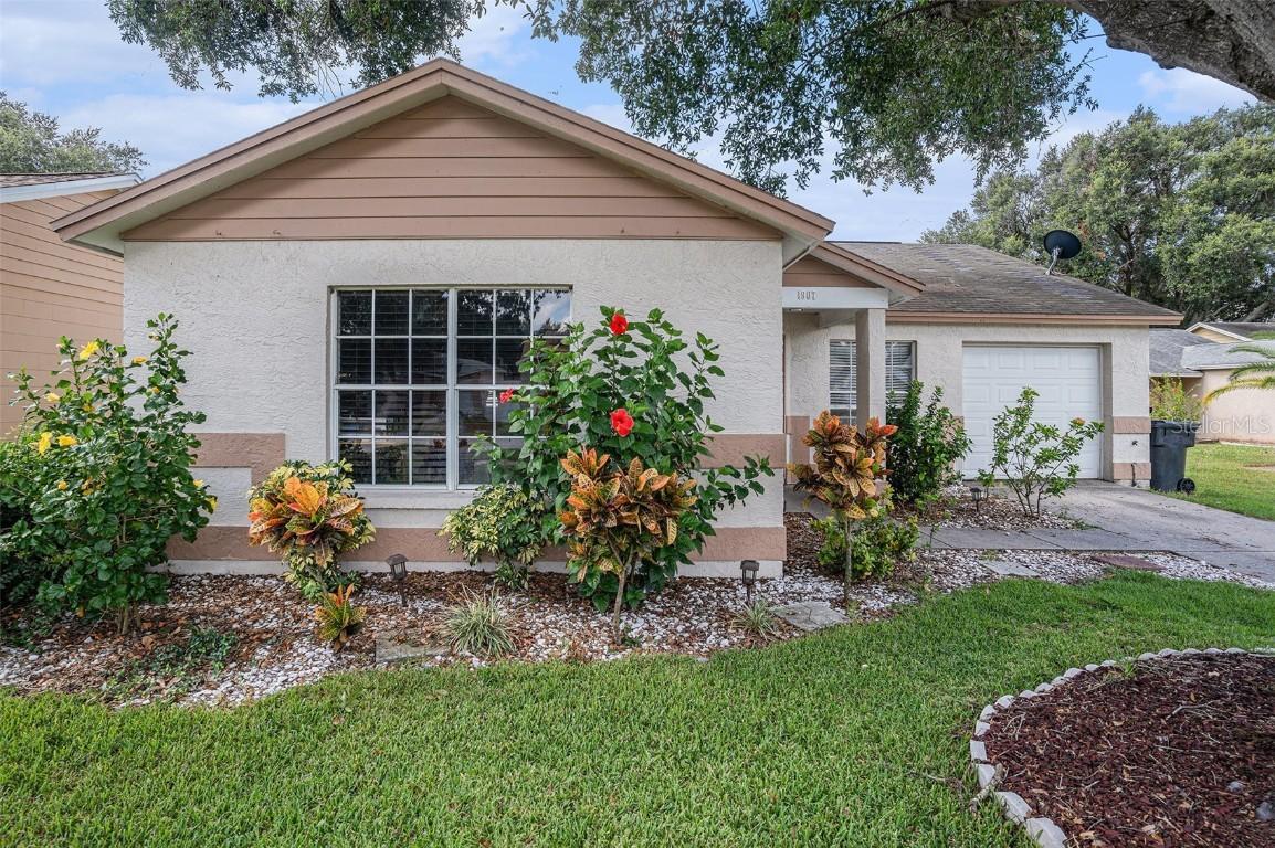 1907 Dartford Ct., Valrico, FL 33594