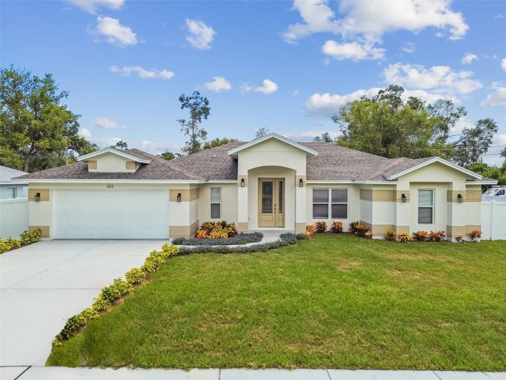 103 2nd Ave., Lutz, FL 33549