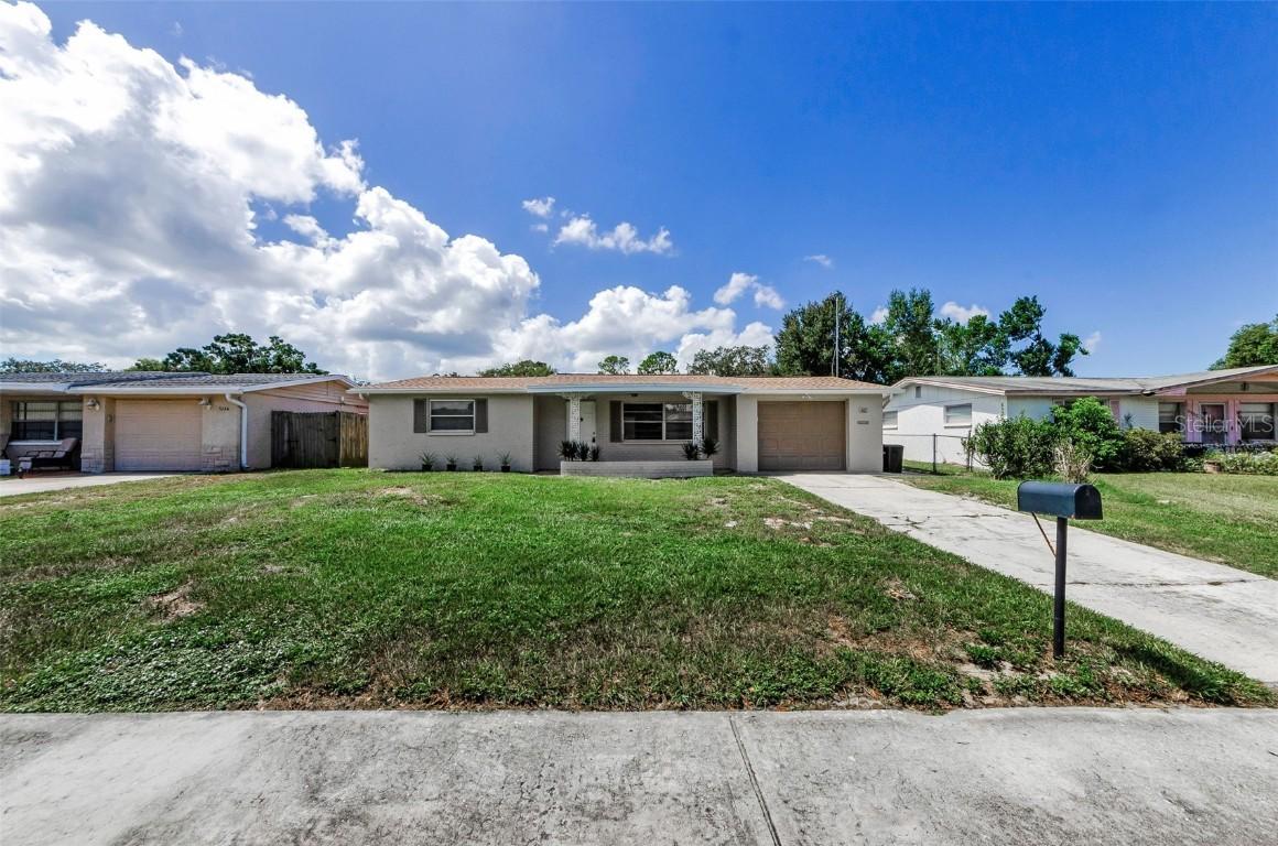5240 Bob White Dr., Holiday, FL 34690