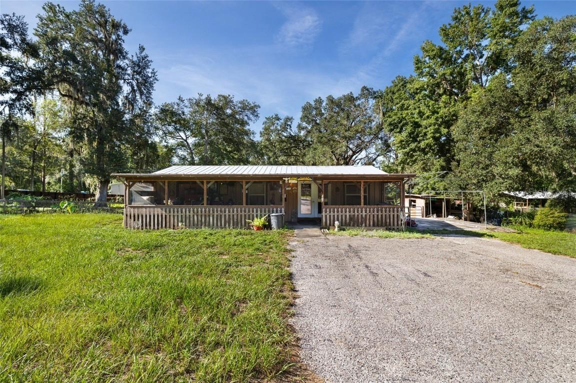 25280 Dauphin Dr., Brooksville, FL 34602