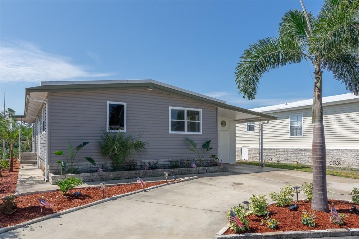 460 Mount Oak Ave. #745, St Petersburg, FL 33702
