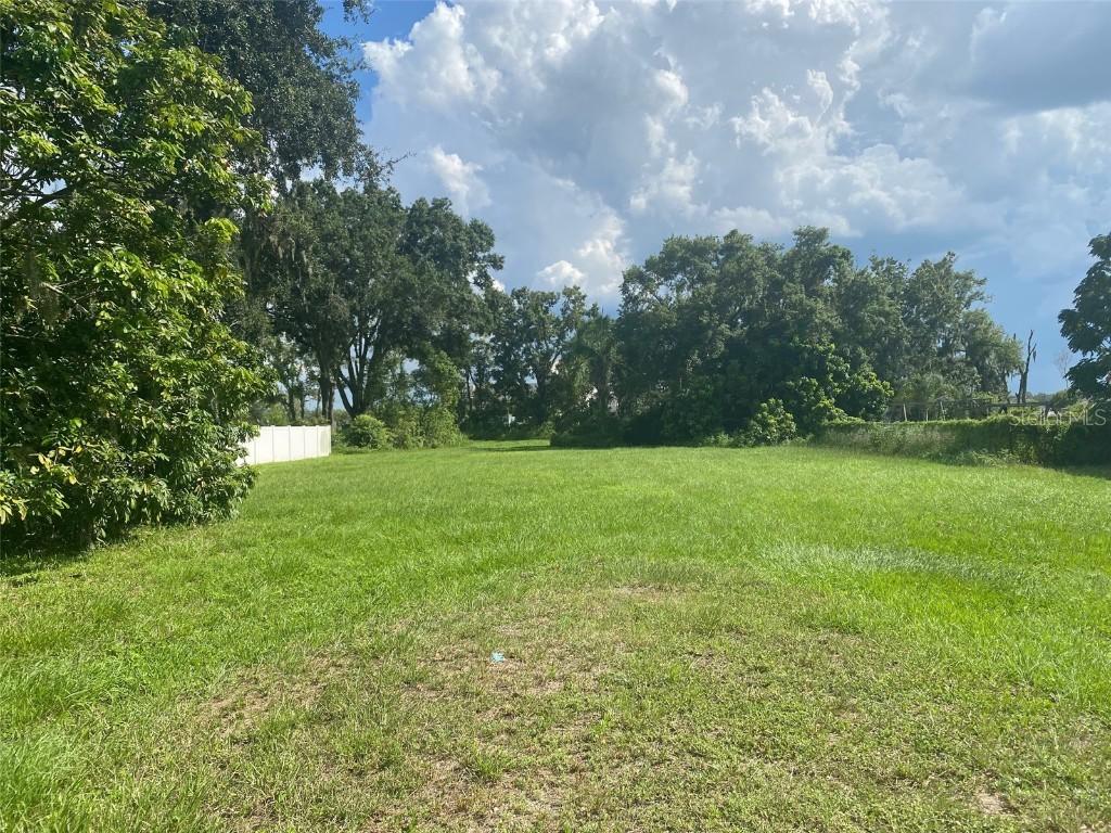 207 Johnson Rd., Plant City, FL 33566