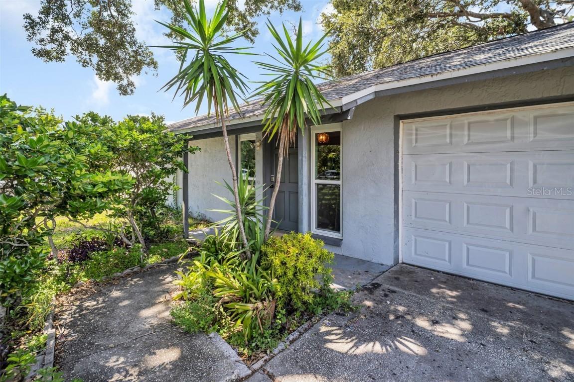3721 140th Ave., Largo, FL 33771