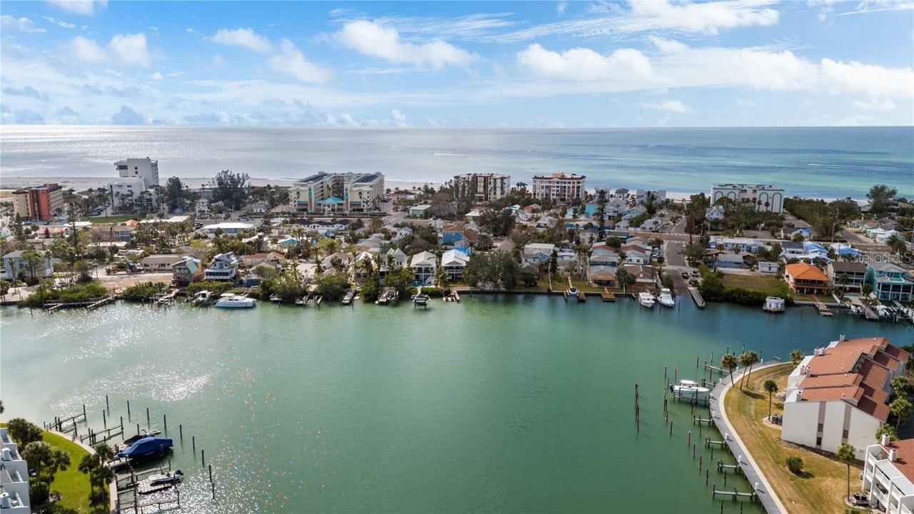 12116 Lagoon Ln., Treasure Island, FL 33706