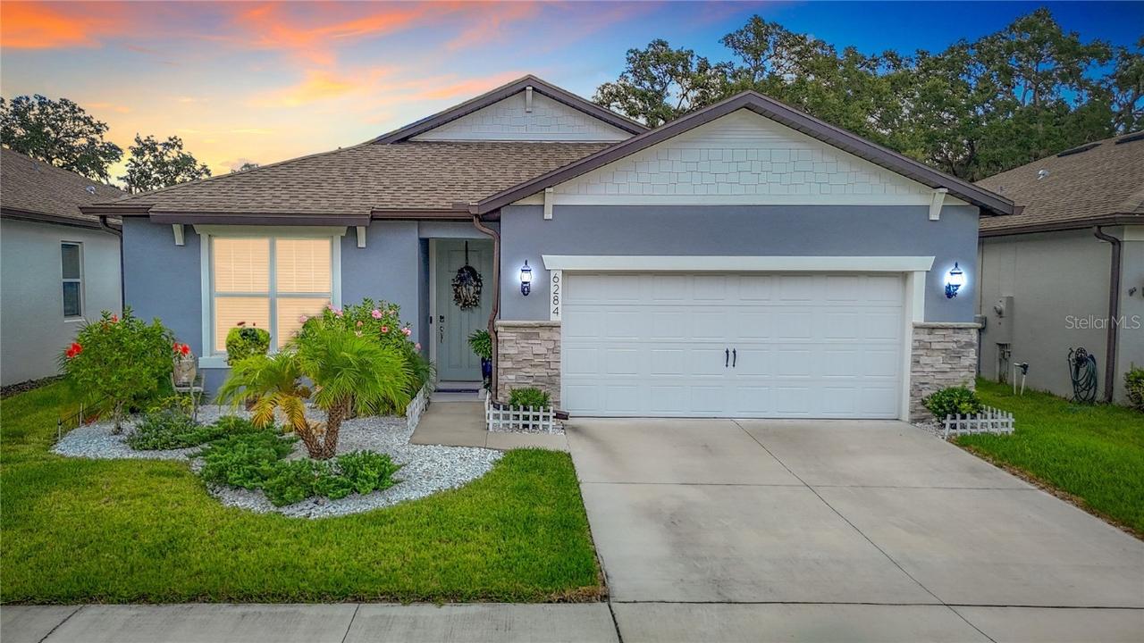 6284 Bradford Woods Dr., Zephyrhills, FL 33542